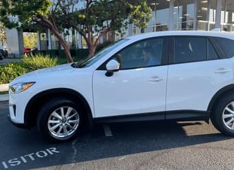 Super clean SUV - Mazda CX5 Touring FWD Automatic, 2015 2