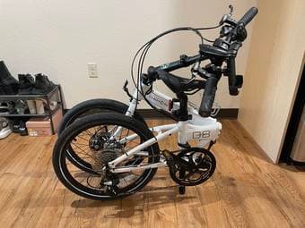 Dahon D8 Folding Bike - lightly used for 5 months 2