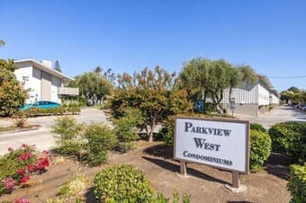 Sublease a room for a month near San Antonio Caltrain station 3