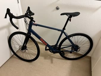 New Triban RC120 Disc Brake Aluminum Road Bike in size L, 5‘11“ - 6‘2“ 1