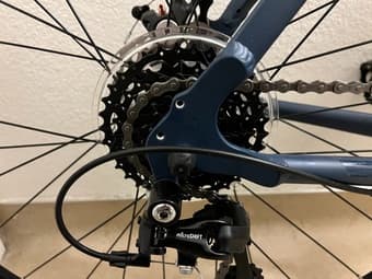 New Triban RC120 Disc Brake Aluminum Road Bike in size L, 5‘11“ - 6‘2“ 2