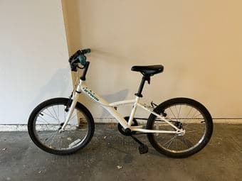 kid's bike and helmet 1