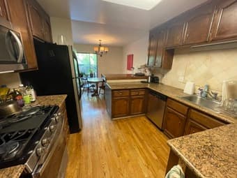 Redwood City, 120ft2 bedroom in shared house 3-bed/2.5-bath 2