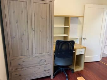 Furnished room available near Stanford 2