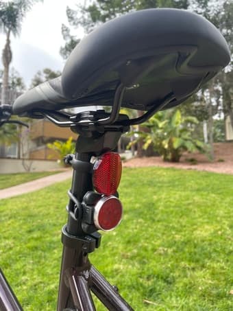 Hybrid bike (Giant with Shimano groupset -- light and comfortable) 3