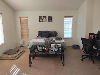 Master Room Available in beautiful big house - 15 min to Stanford 3