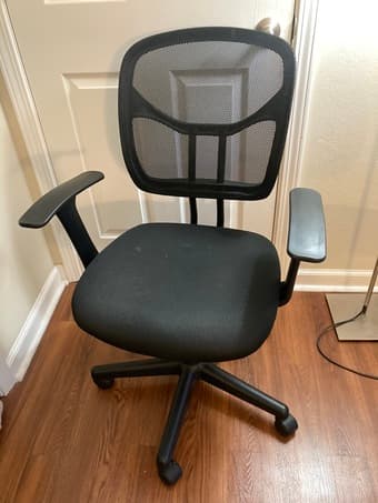 Adjustable desk chair 1