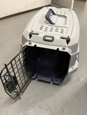 Dog/Cat Travel Carrier 2