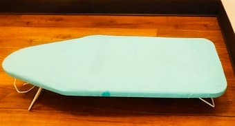 Small ironing table 1