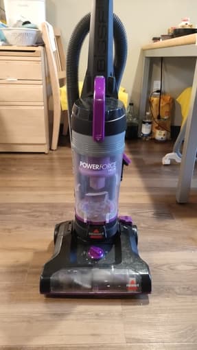 Bissell Vacuum 1