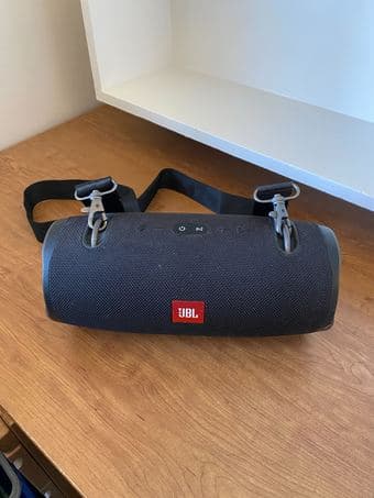 JBL Xtreme 2 Speaker 1