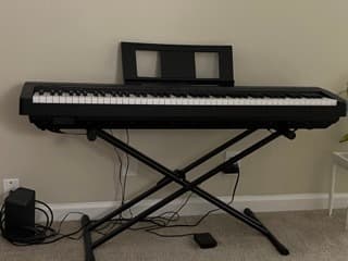 Sell a Yamaha digital piano P-45 1