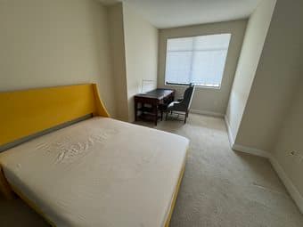 Furnished room in downtown Palo Alto - available now, 1 year roommate 1