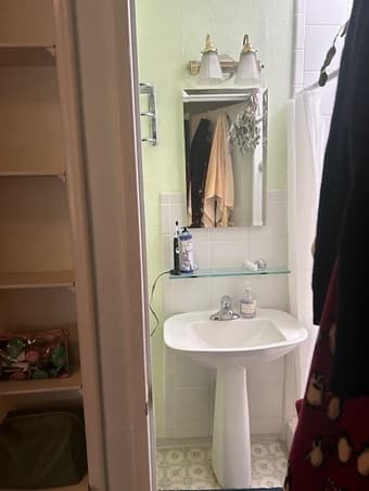 In-law style garden studio apartment for rent 2