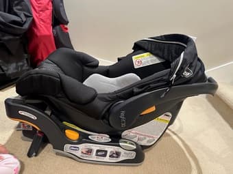 Chicco Keyfit 30 Infant Car Seat 3
