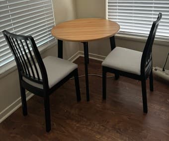 Kitchen Table and Chairs 1