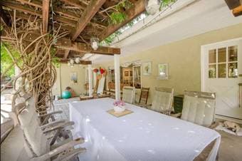 Corner Room in Los Altos Hills 1.3 Acre Ranch - Backs up to Open Space 3