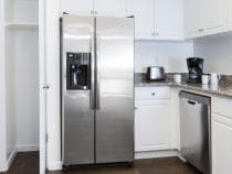 OFFER: Stanford-Owned Oak Creek Apts 2B1B starting from May 11 3