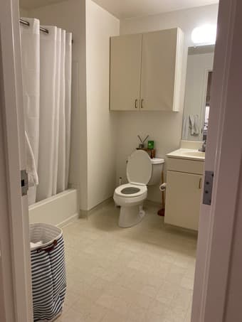 EV Studio 6 Sublet (6/10-7/27) 3