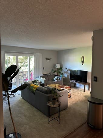 Master Bedroom for Rent in 2b/2ba 1