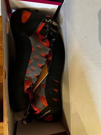 NEW La Sportiva Tarantulace Climbing Shoes (for Men - Size: 9.5) 2