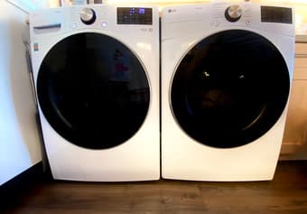 LG Washer WM4000HWA + LG Dryer DLEX4000W + warranty until Dec 2026 1