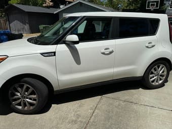 2019 Kia Soul (86k miles) 2