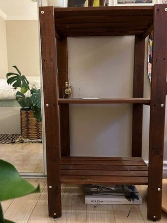Shelf (wooden) 1