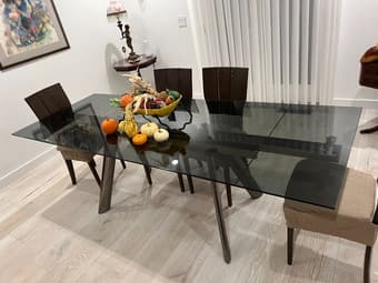 Extendable tempered glass dining table 1