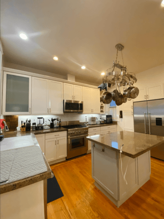 Bedroom plus private ba (3br/2ba) in lovely Bernal Heights SF for Aug! 3