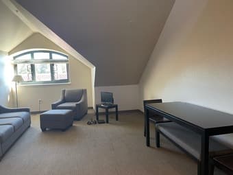 Subletting one bedroom in a two bedroom apartment 2