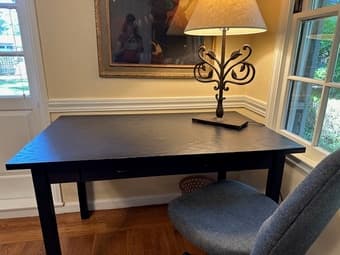 Contemporary desk 1