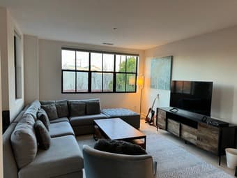 Renting out suite in apt 800 high st 1