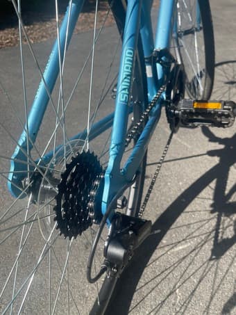 Hybrid 700c Bike BRAND NEW 2