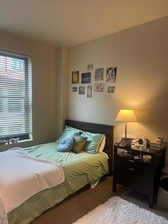 Fall 2024 -1B available in 2B, 2B Munger Apartment (female only!) 2