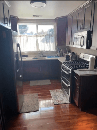 Bedroom available in single family home in East Palo Alto, Aug 1 3