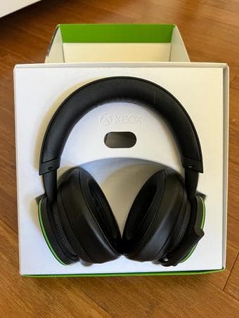 Xbox Wireless Headset 2