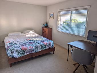 Large bedroom in Palo Alto Home 1