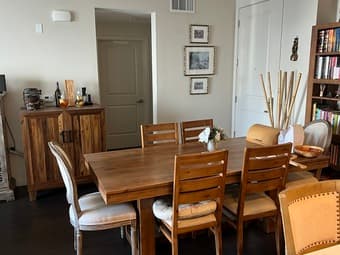 Unfurnished 1B/1B in Stanford Colonnade Complex 2