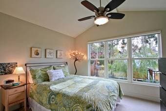 Private BR/BA for rent in a beautiful single family house (Palo Alto) 1