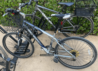 Trek navigator 300 with free Ulock and basket 2