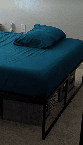 Wayfair gel memory foam mattress: Queen with pillows (originally $300) 3