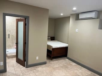 Room for rent with private entrance, bath, in Portola Valley 2