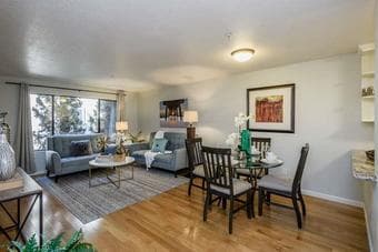 Private bedroom and bathroom available in 2bd/2ba - $1,600 3