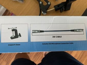 Pyle brand microphone boom stand 3