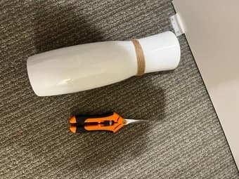Vase and gardening scissor 1