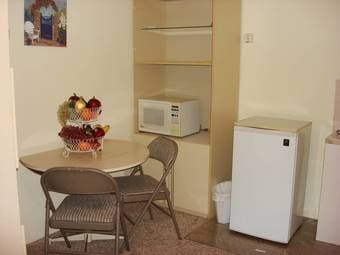 Very large room to rent 3