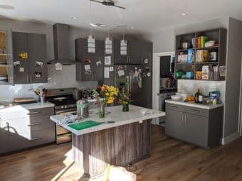 Sunny, bedroom in a large shared house right downtown Palo Alto, $1492 2