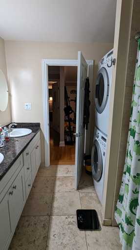 1 furnished bedroom in a 2 bed 1 bath in Downtown Menlo Park | Nov 15 2