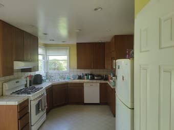 Room in 3 bed/1 bath in sunny home in midtown Palo Alto 1